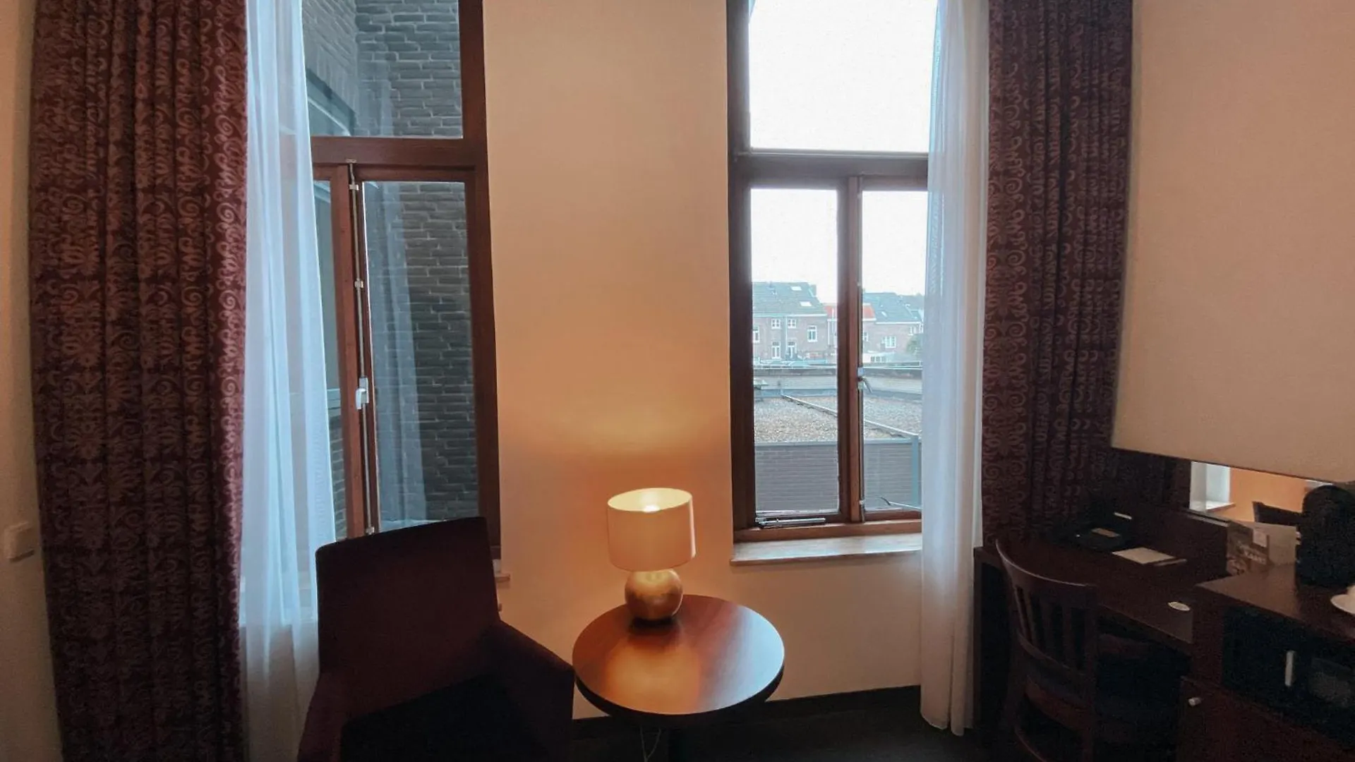 Amrath Grand Hotel De L'Empereur Maastricht 4*,  Netherlands