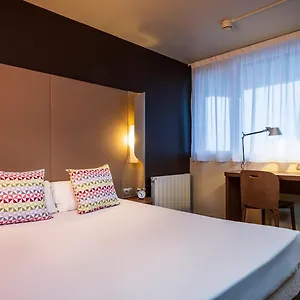 Otel Campanile & Restaurant
